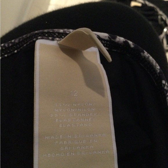 Ensemble 3 pièces Maillot 2 pièces et jupe Michael Kors - Picture 4 of 5